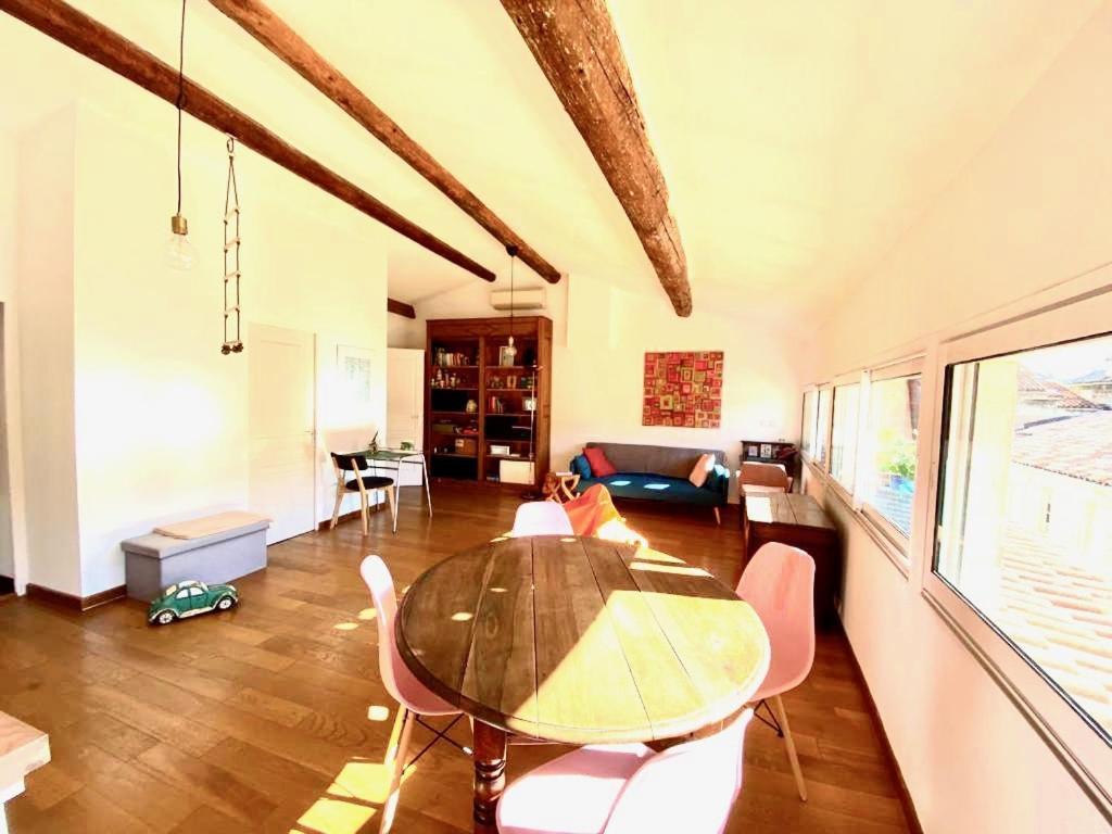 A Spacious, Sunny & Calm Loft In Avignon'S Heart 外观 照片